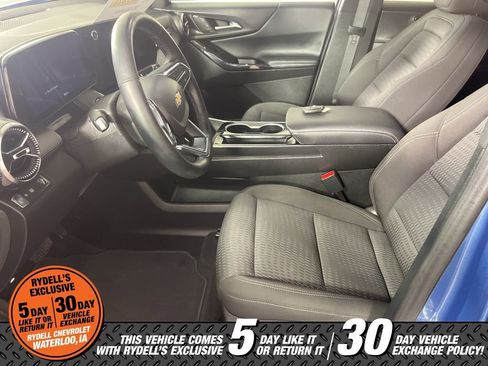 Certified 2025 Chevrolet Equinox LT w/ LPO, Floor Liner Package image 17