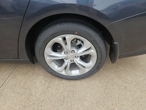 Certified 2023 Honda Accord LX image 8