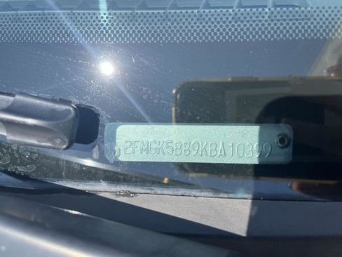 Used 2019 Ford Flex SE FWD image 25
