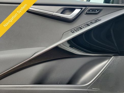 Certified 2023 Kia Niro Wave w/ Wave Preserve Package image 13