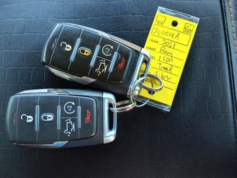 Used 2021 RAM 1500 Limited w/ Body Color Bumper Group image 25