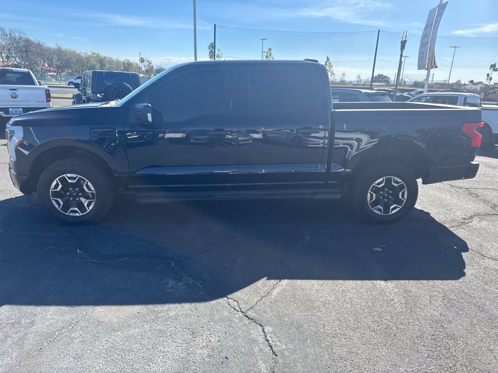 Used 2023 Ford F150 Lightning XLT AWD/4WD image 5