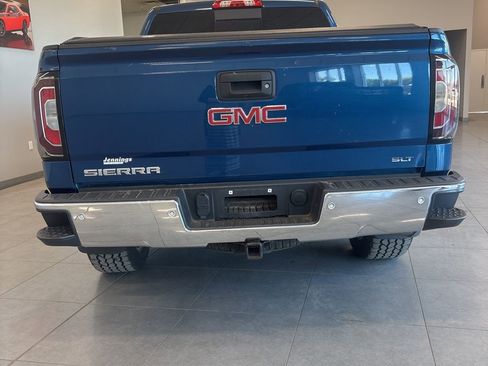 Used 2018 GMC Sierra 1500 SLT w/ SLT Premium Package image 9
