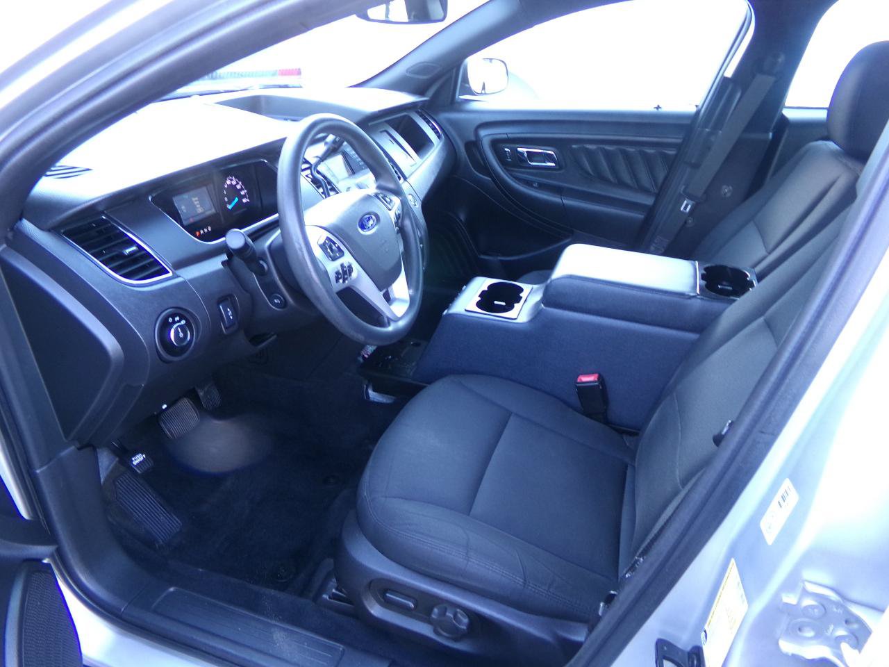 Used 2017 Ford Taurus Police Interceptor AWD image 19