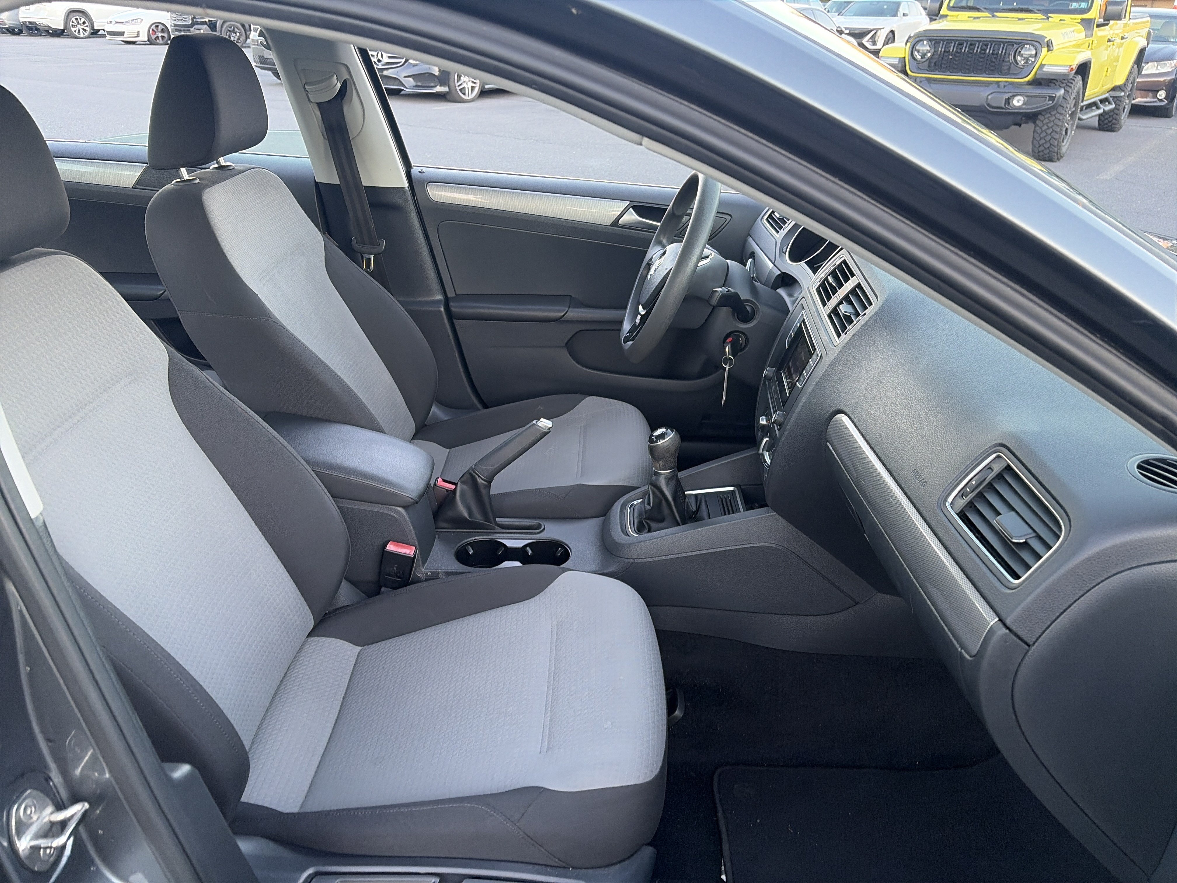 Used 2017 Volkswagen Jetta S FWD image 21