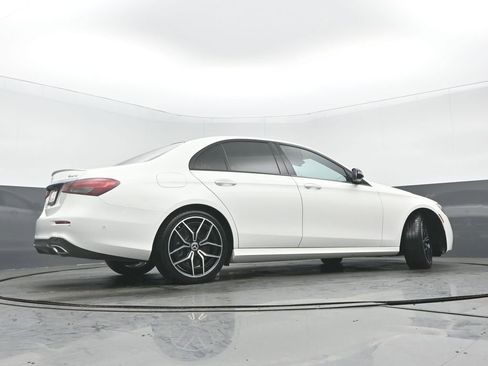Used 2021 Mercedes-Benz E 450 4MATIC Sedan w/ Premium Package image 30