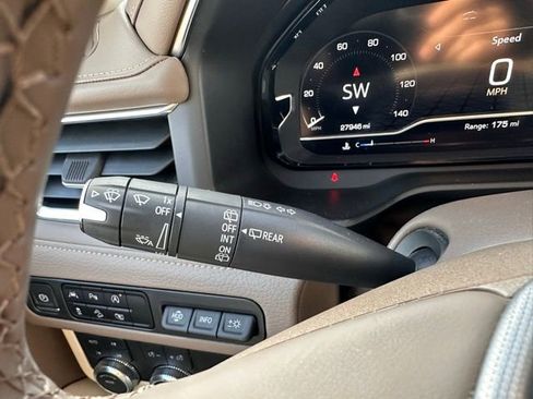 Certified 2024 GMC Yukon XL Denali image 22