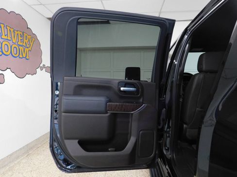 Used 2021 GMC Sierra 3500 Denali w/ Denali Ultimate Package AWD/4WD image 68