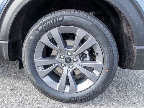 New 2026 Ford Explorer Active w/ Active Comfort Package image 9