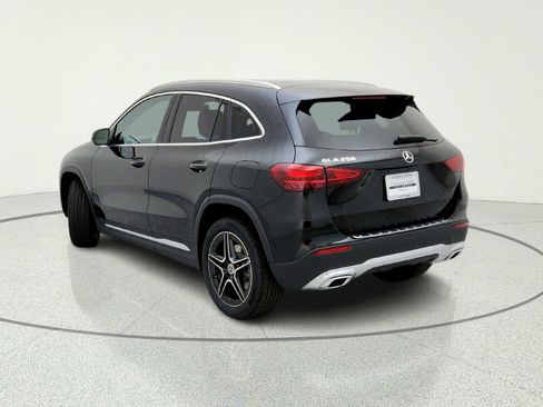 New 2026 Mercedes-Benz GLA 250 image 12