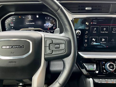 Used 2022 GMC Sierra 1500 Denali image 25