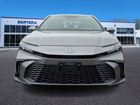 Used 2025 Toyota Camry SE w/ Convenience Package AWD/4WD image 2