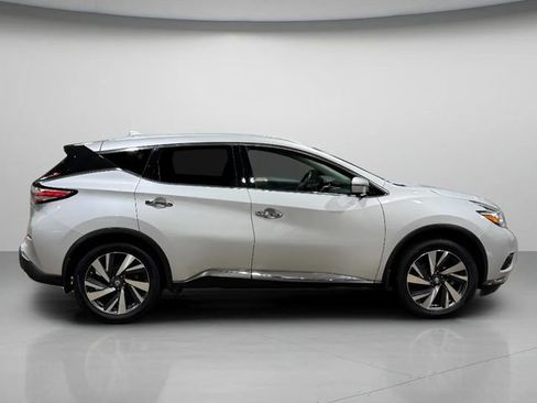 Used 2022 Lexus RX 350L Premium image 2