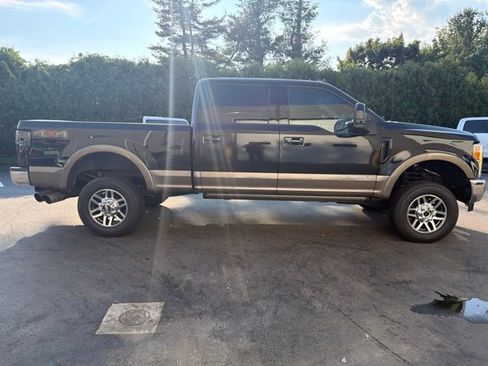 Used 2019 Ford F350 Lariat w/ Lariat Ultimate Package AWD/4WD image 9