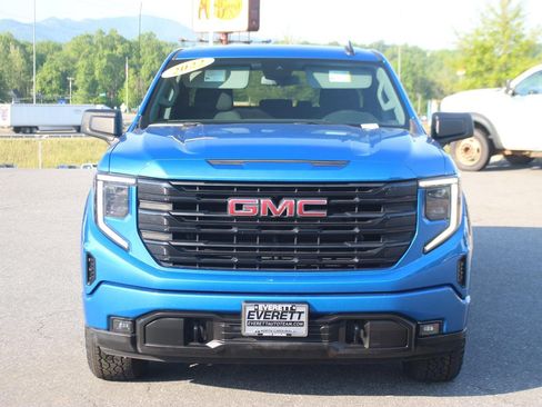 Used 2022 GMC Sierra 1500 Elevation AWD/4WD image 2