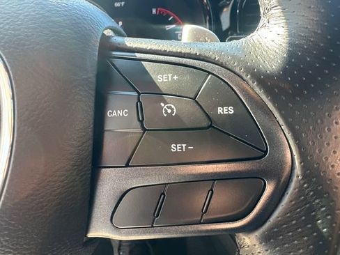 Used 2022 Dodge Durango R/T AWD/4WD image 30