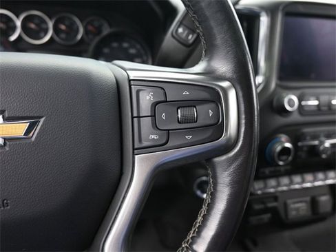 Used 2021 Chevrolet Silverado 1500 LT image 32