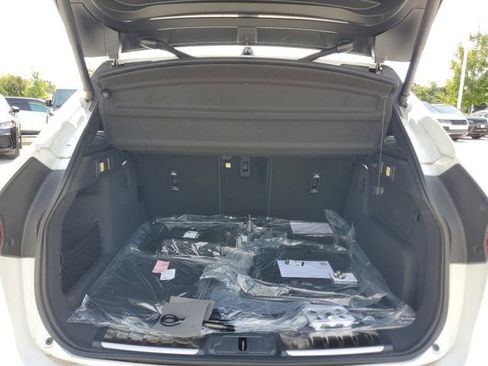 New 2026 Jaguar F-PACE R-Dynamic S image 11