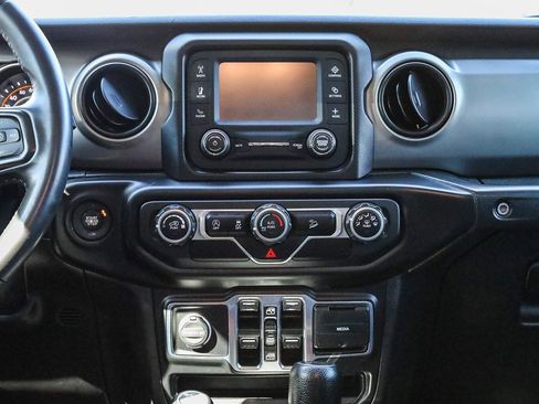 Used 2020 Jeep Wrangler Unlimited Sport S image 13