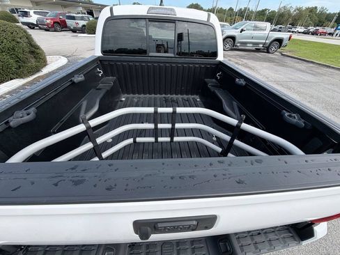 Used 2021 Toyota Tacoma SR w/ SR Convenience Package RWD image 14