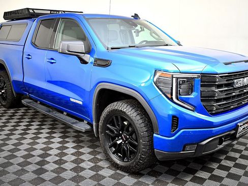 Used 2023 GMC Sierra 1500 Elevation w/ LPO, Elevation Black Package image 5