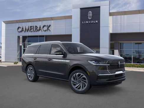 New 2026 Lincoln Navigator Reserve AWD/4WD image 7