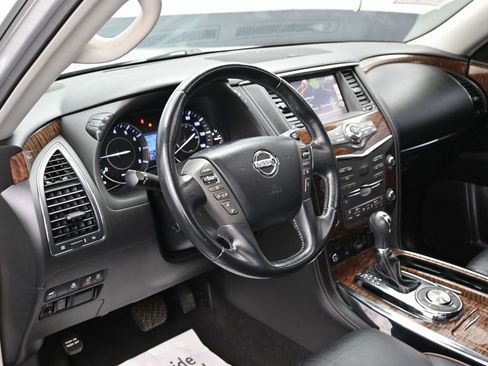 Used 2019 Nissan Armada Platinum w/ Captain's Chairs Package RWD image 17