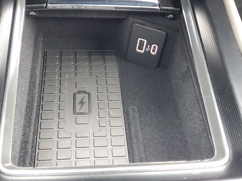 New 2026 Lincoln Corsair Premiere image 23