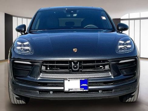 Used 2026 Porsche Macan AWD/4WD image 2