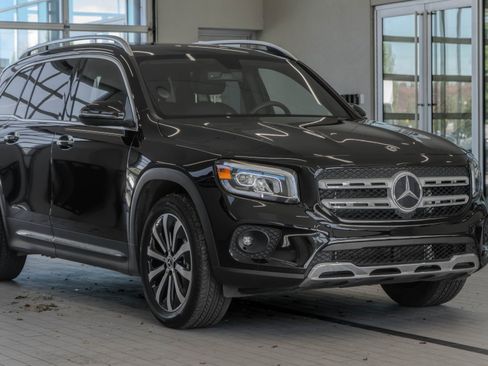 Used 2023 Mercedes-Benz GLB 250 4MATIC image 21
