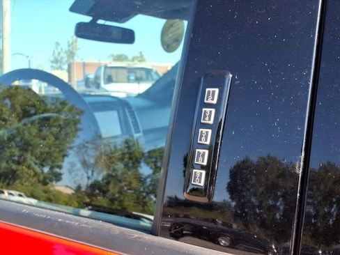 Used 2019 Ford F150 XLT image 14