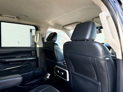 Used 2024 Ford Expedition XLT RWD image 20