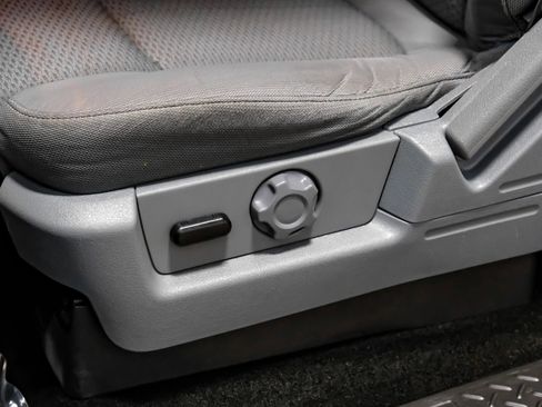 Used 2013 Ford F150 XLT w/ Luxury Equipment Group image 22