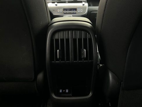 Used 2025 Hyundai Kona SEL image 13