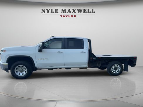 Used 2022 Chevrolet Silverado 2500 LT w/ Convenience Package AWD/4WD image 8