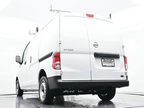 Used 2019 Nissan NV200 S image 37