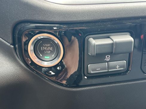 New 2026 GMC Sierra 1500 Elevation w/ LPO, Elevation Black Package AWD/4WD image 20