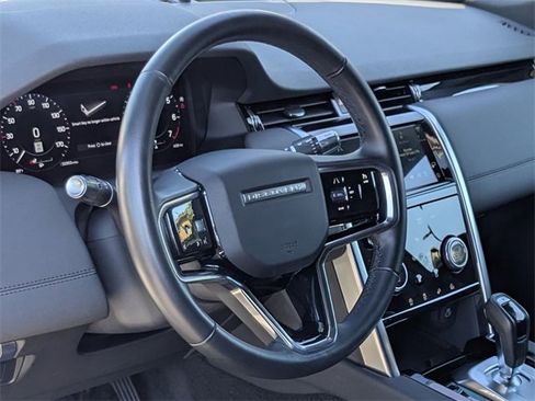 Used 2021 Land Rover Discovery Sport SE image 17