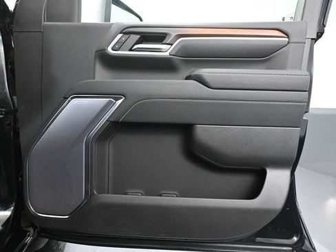 Used 2024 GMC Sierra 2500 Denali w/ Denali Reserve Package image 56