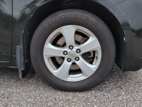 Used 2014 Toyota Sienna LE FWD image 11