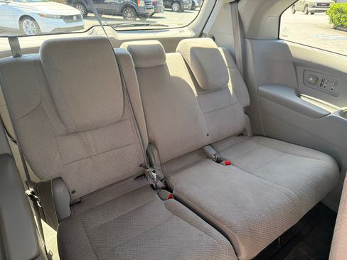 Used 2017 Honda Odyssey SE image 15