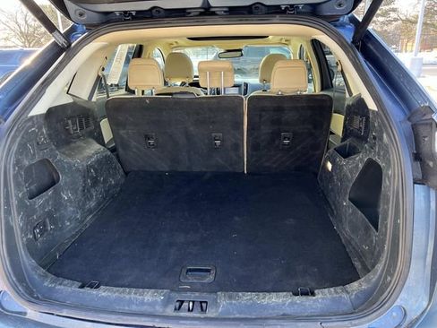 Certified 2019 Ford Edge SEL w/ Equipment Group 201A image 12