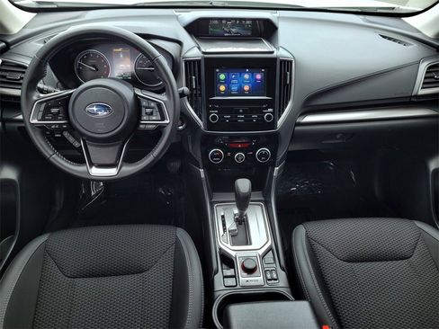 Used 2023 Subaru Forester Premium image 14