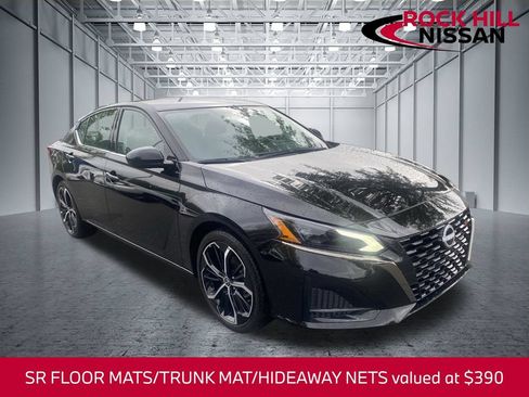 Certified 2025 Nissan Altima 2.5 SR FWD image 1