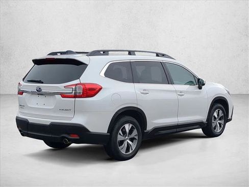 Certified 2025 Subaru Ascent Premium image 5