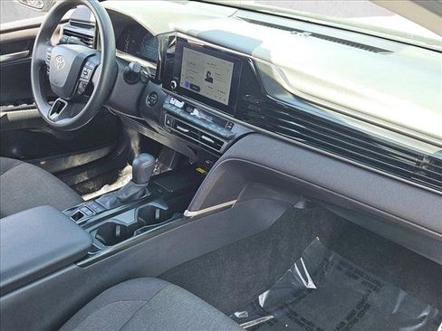 Used 2025 Toyota Camry LE FWD image 25