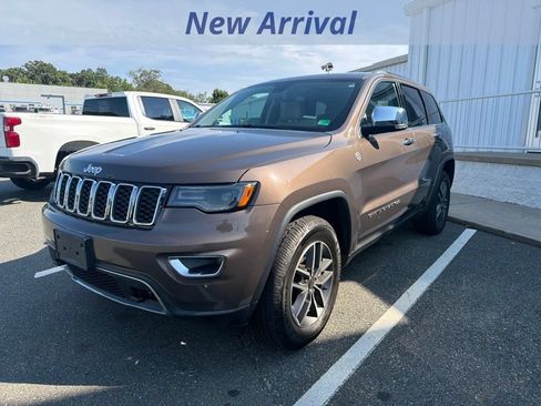 Used 2021 Jeep Grand Cherokee Limited w/ Luxury Group II AWD/4WD image 1