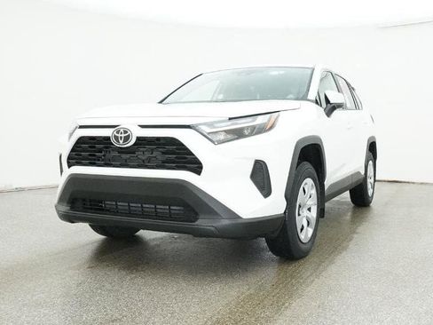 New 2025 Toyota RAV4 LE image 32