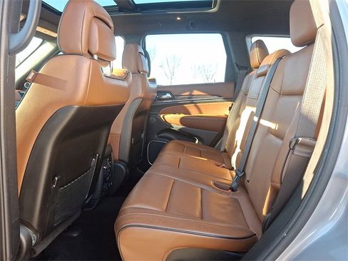 Used 2020 Jeep Grand Cherokee Overland image 10