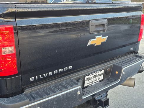 Used 2017 Chevrolet Silverado 3500 LTZ w/ Duramax Plus Package image 10